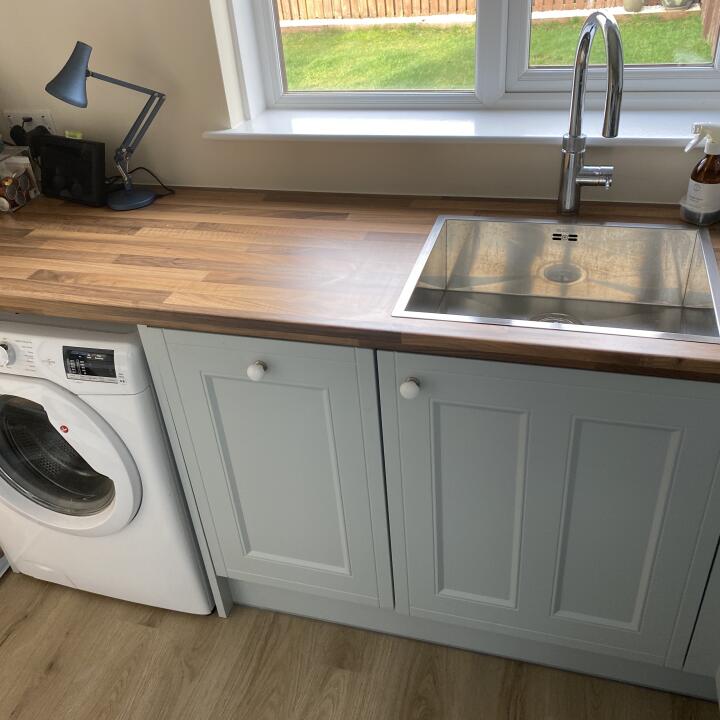 Wren Kitchens 5 star review on 1st March 2023