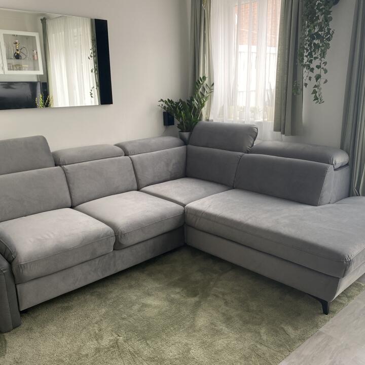 M Sofas Limited 4 star review on 28th June 2022