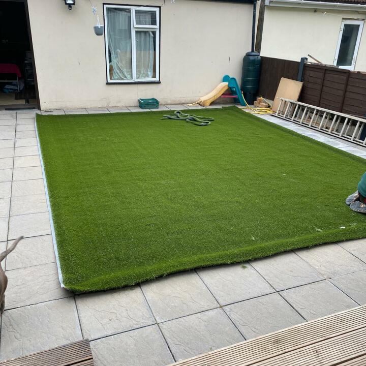 Easigrass Distribution Ltd 5 star review on 30th August 2020
