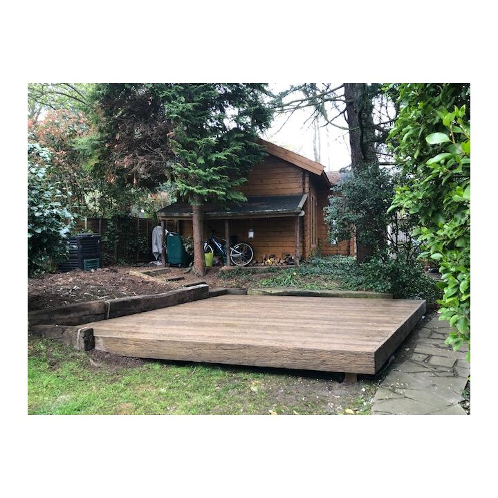 London Decking Company  5 star review on 17th April 2019