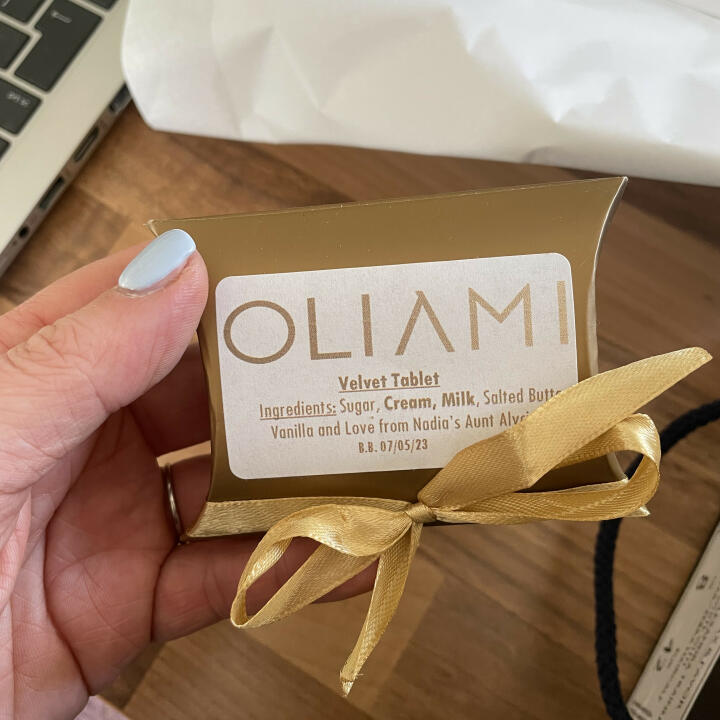 OLIAMI 5 star review on 6th April 2023