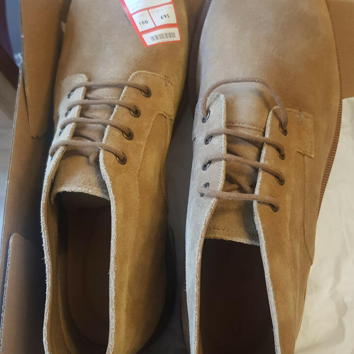 Clarks Shoes 1 star review on 9th May 2022