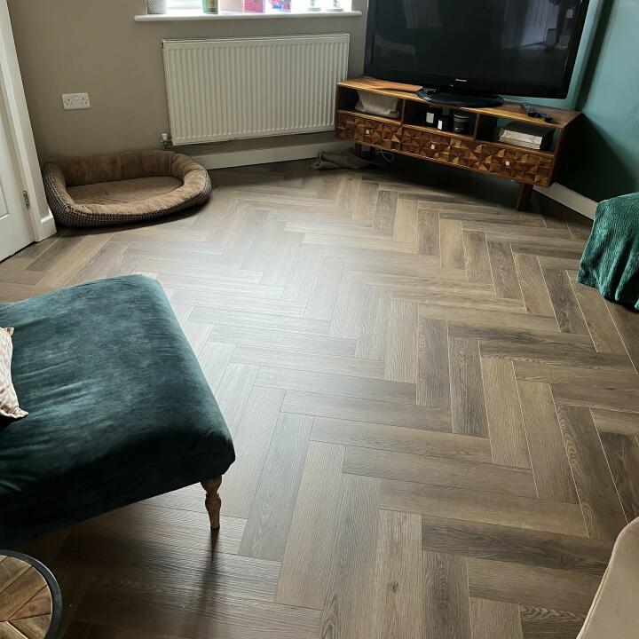 Lumber King Flooring 5 star review on 5th April 2024