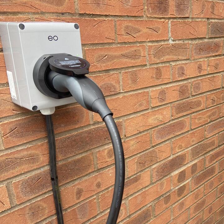 EO Charging 5 star review on 10th June 2022