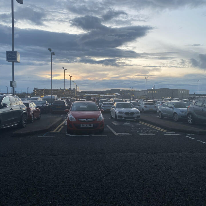 Edinburgh Airport Parking 5 star review on 27th August 2023