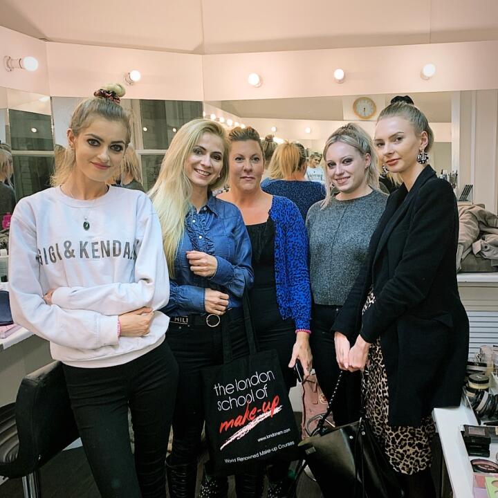 The London School of Make-Up ® 5 star review on 31st January 2019