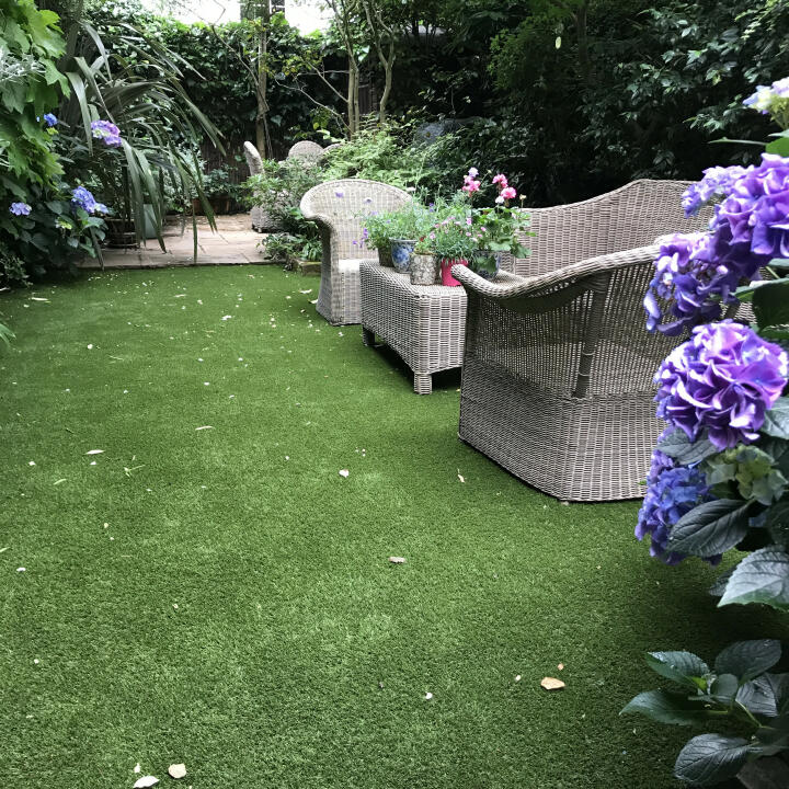 Easigrass Distribution Ltd 5 star review on 12th July 2021