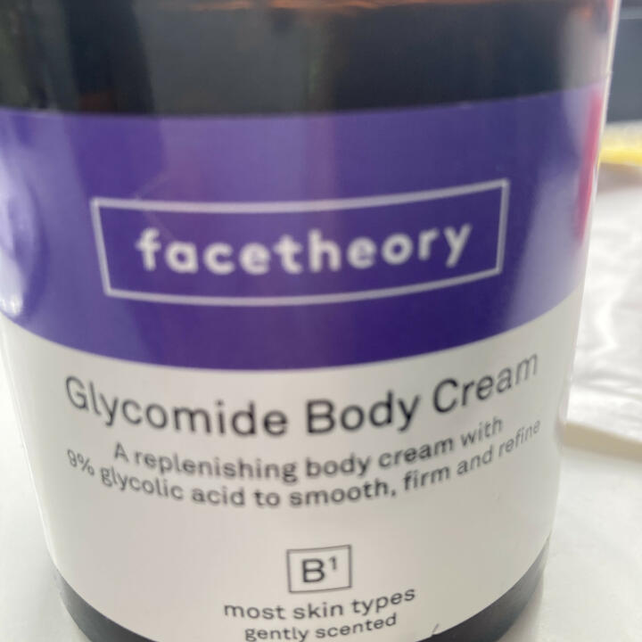 facetheory 5 star review on 2nd June 2022