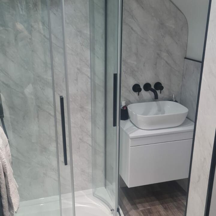 Bathroom Mountain 4 star review on 1st March 2021
