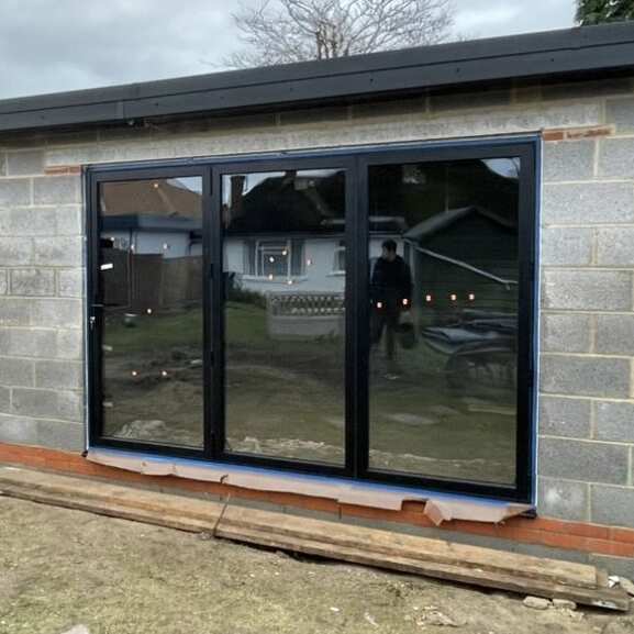 Express Bi-Folds Direct 5 star review on 6th January 2023