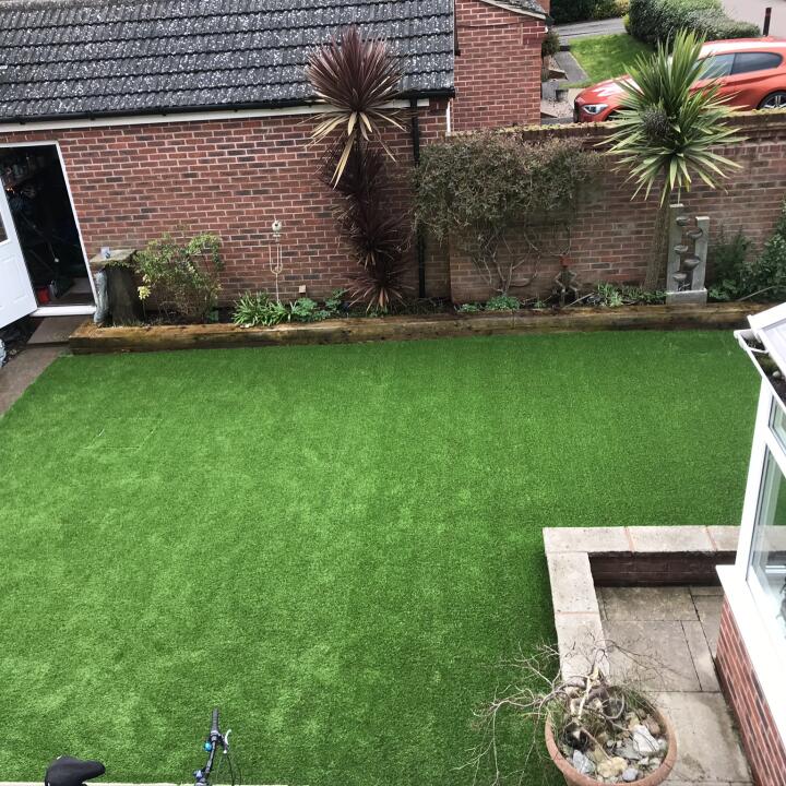 LazyLawn 5 star review on 26th March 2020