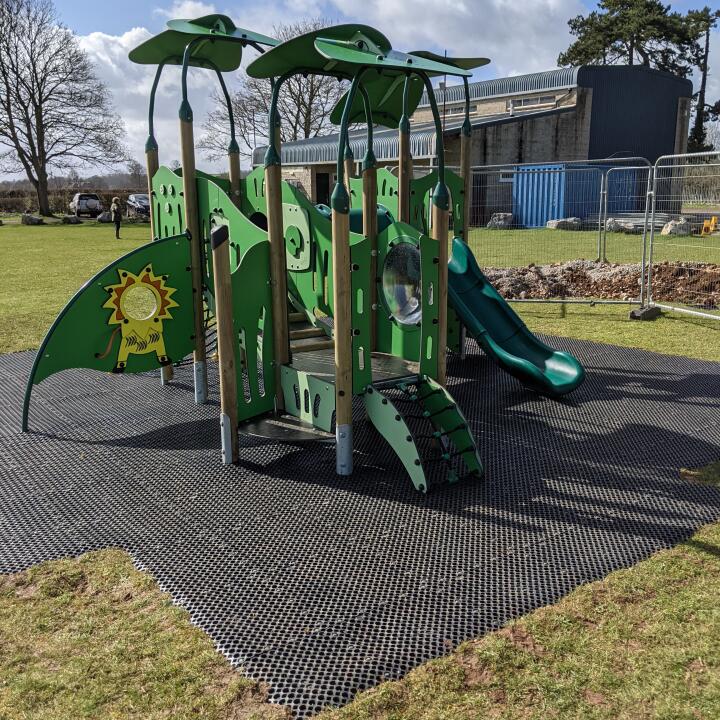 Playdale Playgrounds  5 star review on 24th March 2021