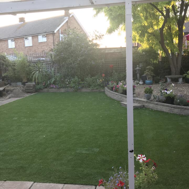 Artificial Grass Direct 5 star review on 4th September 2019
