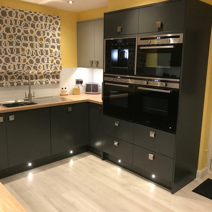 Statement Kitchens 5 star review on 1st March 2018