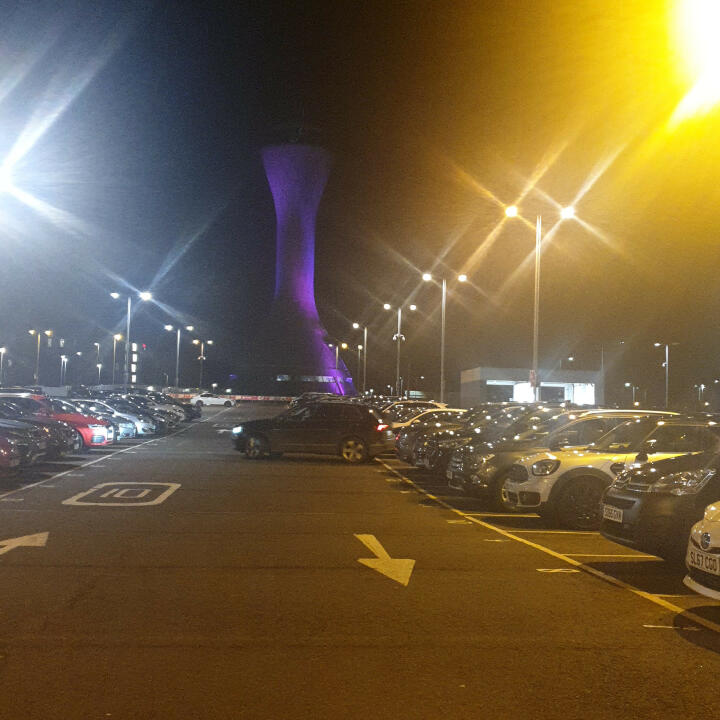 Edinburgh Airport Parking 5 star review on 21st February 2023