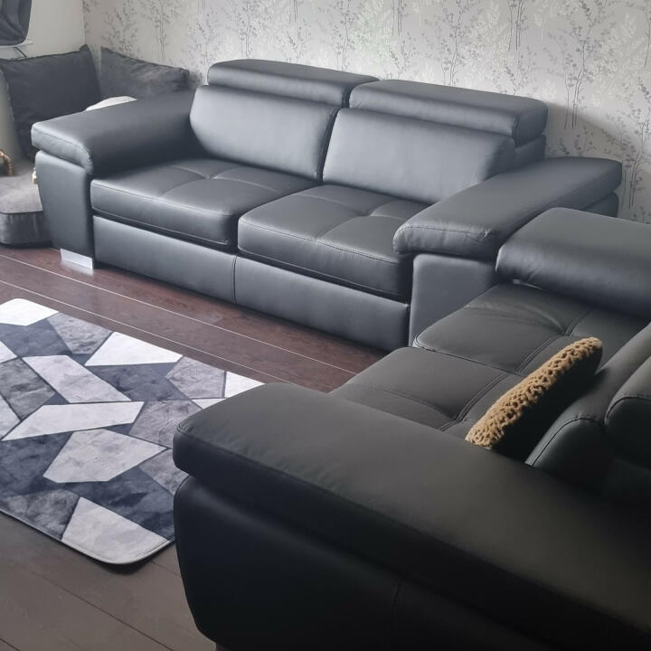 M Sofas Limited 5 star review on 4th August 2023