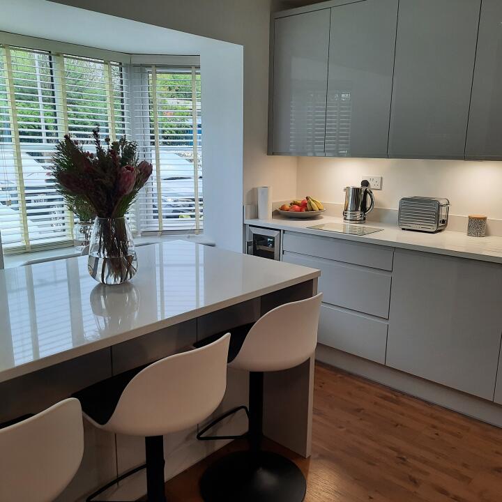 Wren Kitchens 5 star review on 28th July 2021
