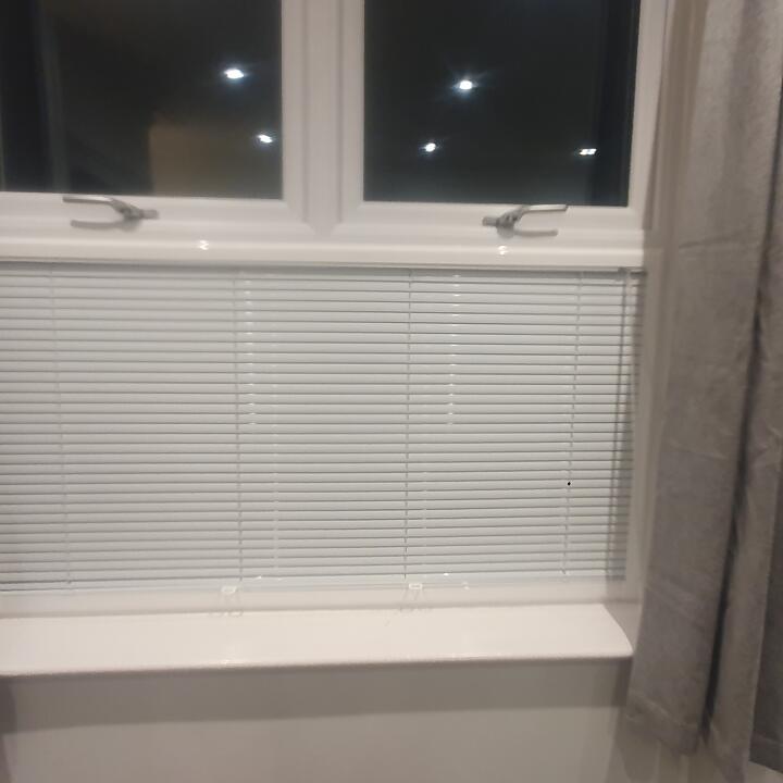 Blinds Direct Online 5 star review on 24th March 2021
