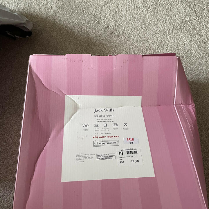 Jack Wills 1 star review on 26th May 2022