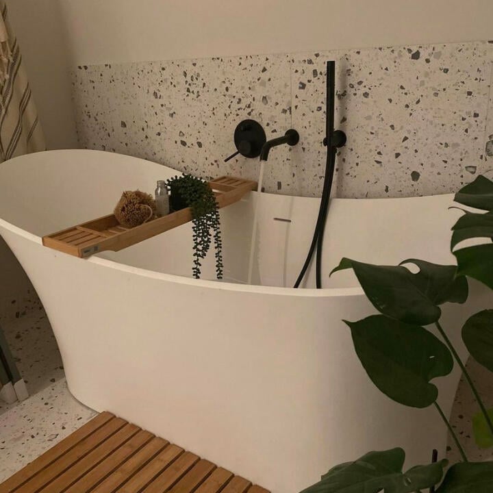 Aquaroc Bathrooms 5 star review on 12th August 2021
