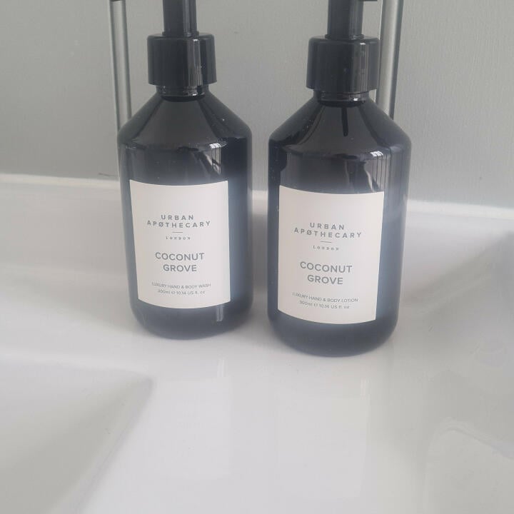 Urban Apothecary London 5 star review on 16th September 2022