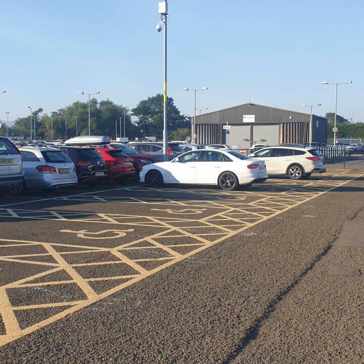 Edinburgh Airport Parking 5 star review on 14th August 2022