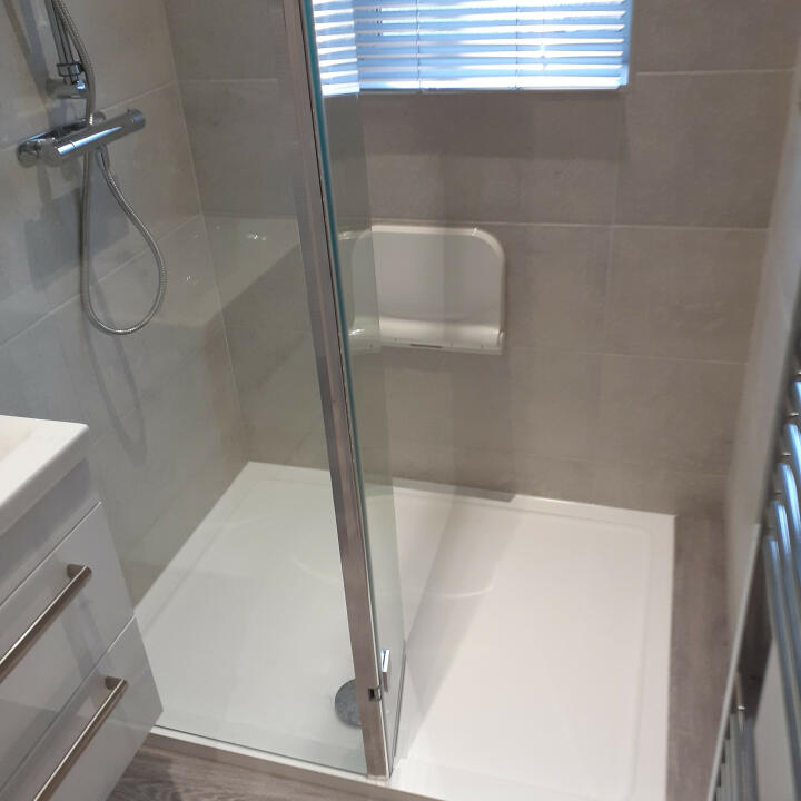 Ergonomic Designs Bathrooms 5 star review on 24th October 2021