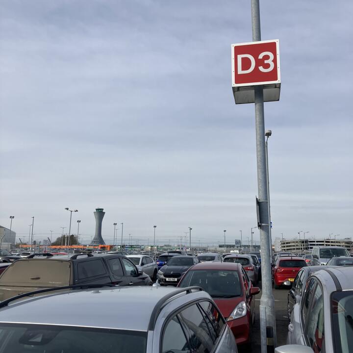 Edinburgh Airport Parking 5 star review on 19th March 2023