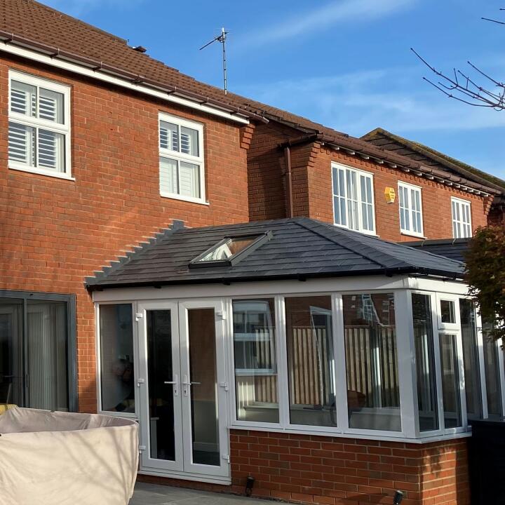 Oakdene Solid Conservatory Roofs 5 star review on 5th December 2022