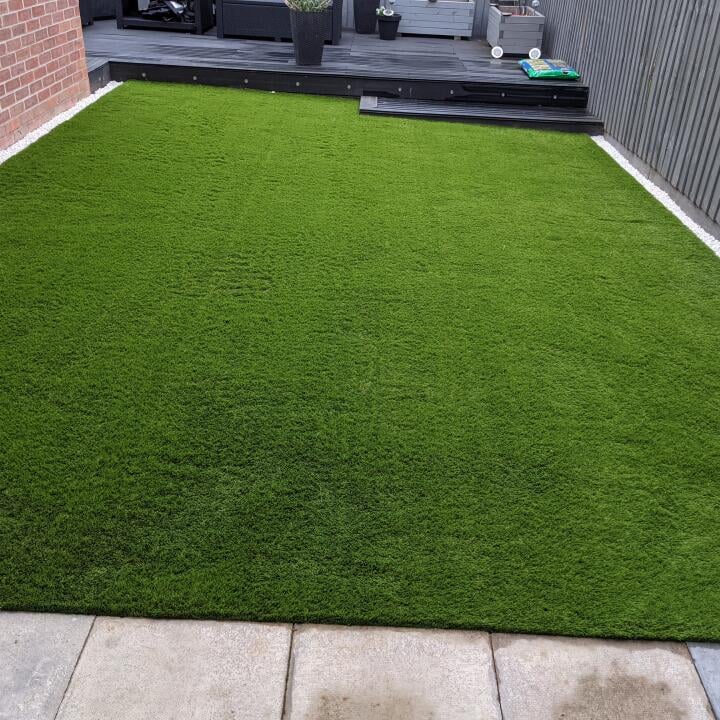 Easigrass Distribution Ltd 5 star review on 11th May 2022