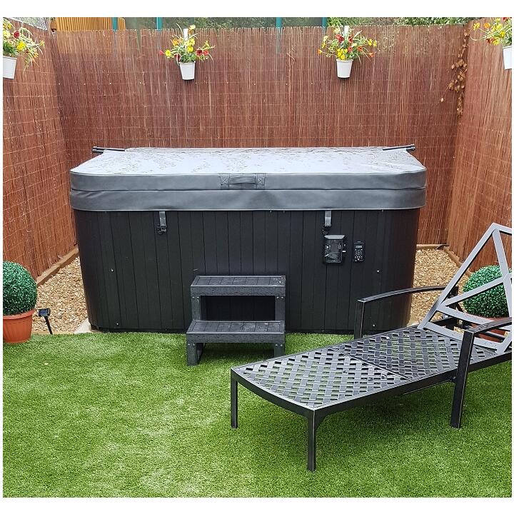 The Hot Tub Company 5 star review on 4th September 2017