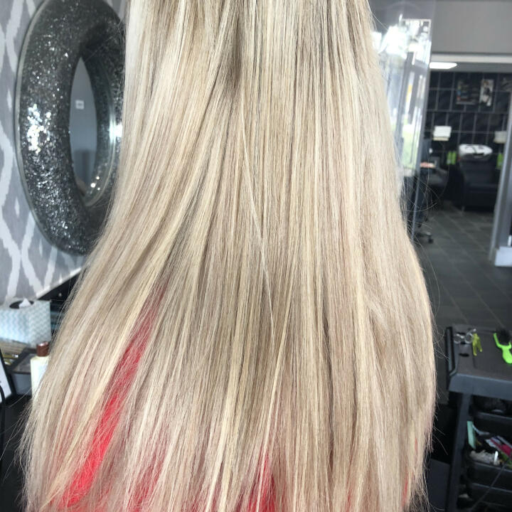 SimplyHair 5 star review on 15th August 2020