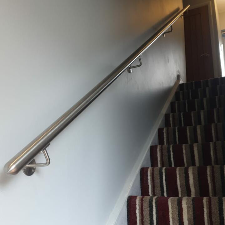 SimpleHandrails.co.uk 5 star review on 18th April 2023