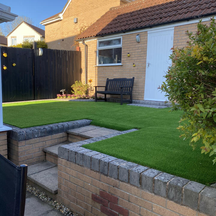 LazyLawn 5 star review on 18th May 2021