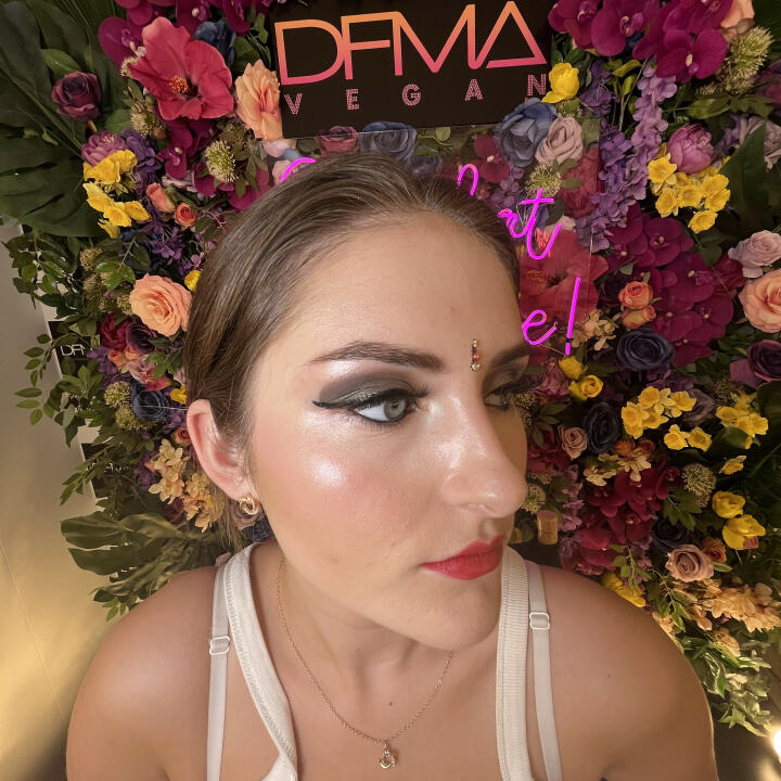 DFMA Make Up Academy 5 star review on 5th October 2022