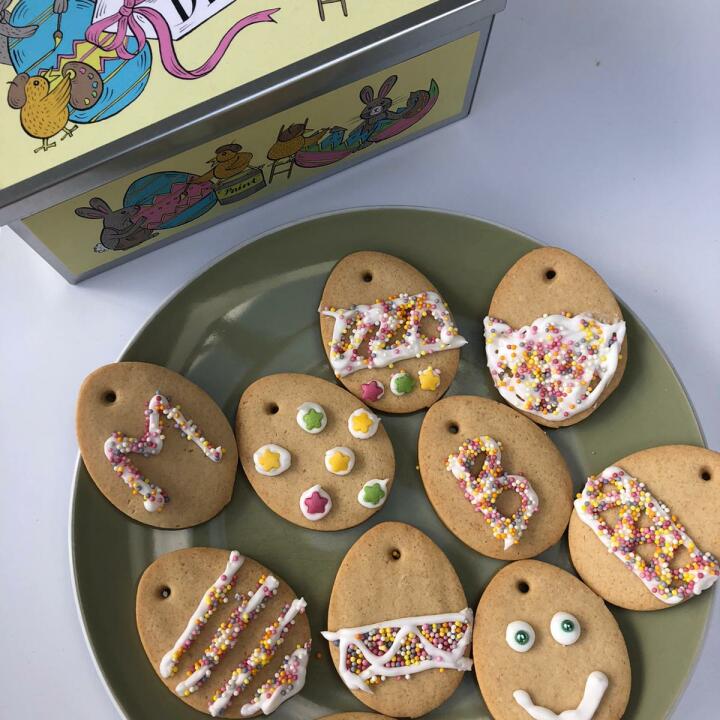 Biscuiteers 5 star review on 2nd April 2021