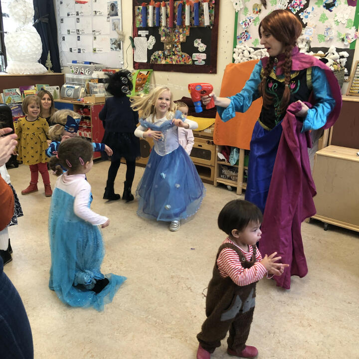 Happy Kinder Parties 5 star review on 16th December 2019