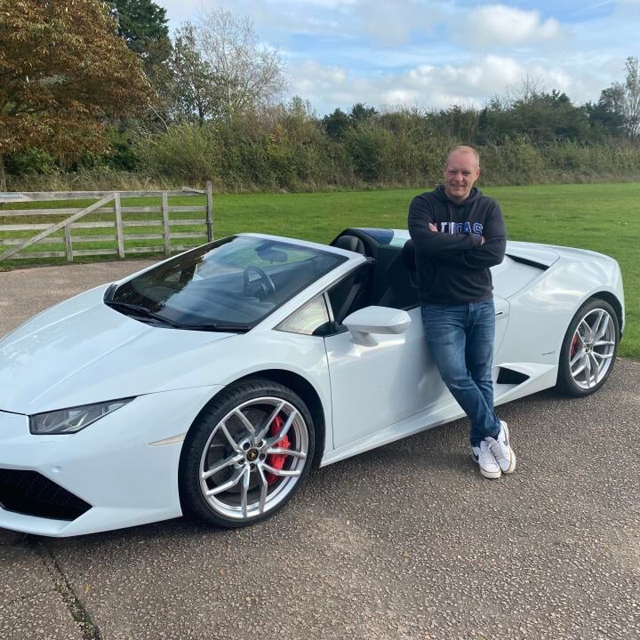 Supercar Experiences Ltd 5 star review on 17th November 2023
