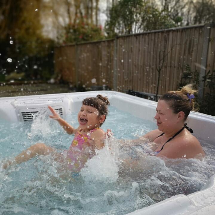 THEHOTTUBWAREHOUSE.CO.UK 5 star review on 2nd March 2020