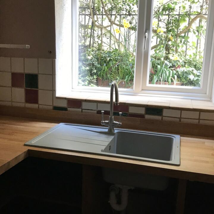 sinks-taps.com 5 star review on 1st May 2021