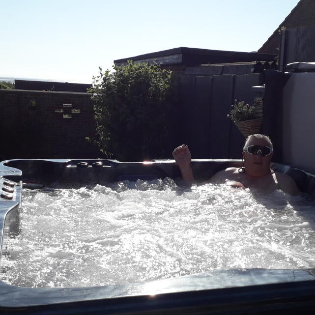 Johnsons Hot Tubs 5 star review on 3rd August 2021