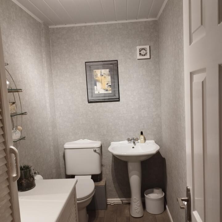 DBS Bathrooms 5 star review on 14th December 2023