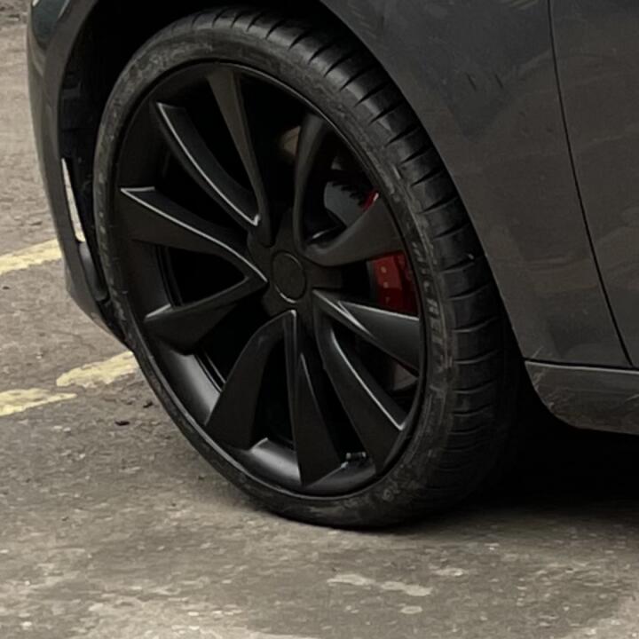 First Aid Wheels - Alloy Wheel Repair & Refurbishment Experts 5 star review on 18th October 2021