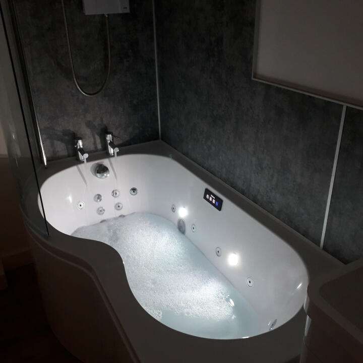 Luna Spas 5 star review on 11th May 2020