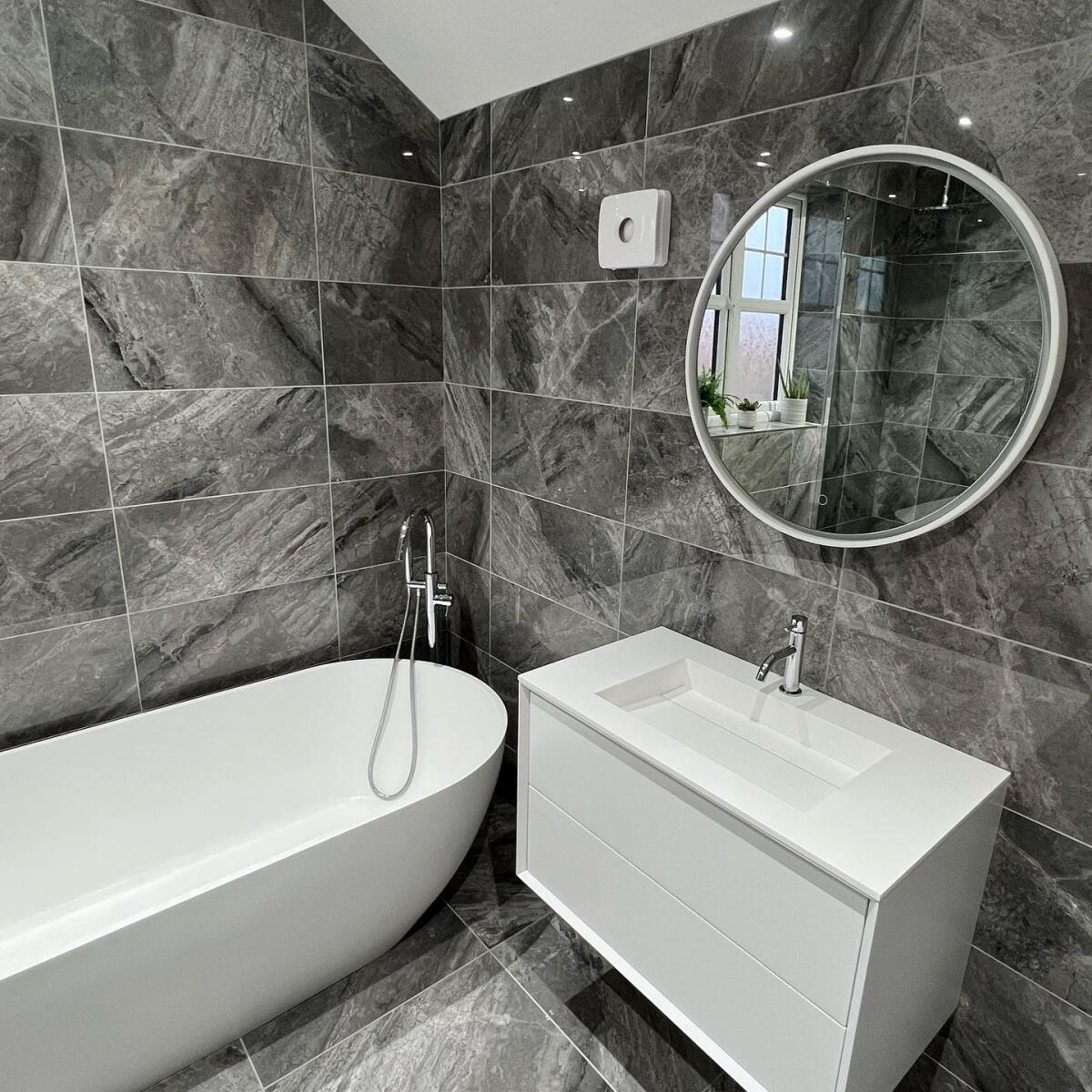 Aquaroc Bathrooms 5 star review on 6th April 2022