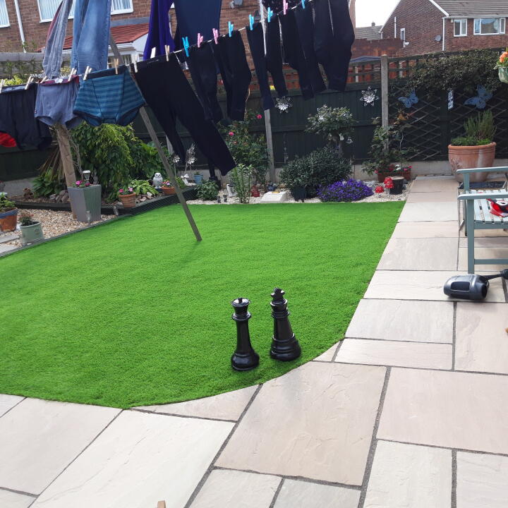 Artificial Grass Direct 5 star review on 4th June 2019