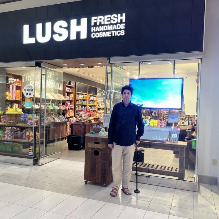 LUSH Cosmetics 5 star review on 14th July 2023