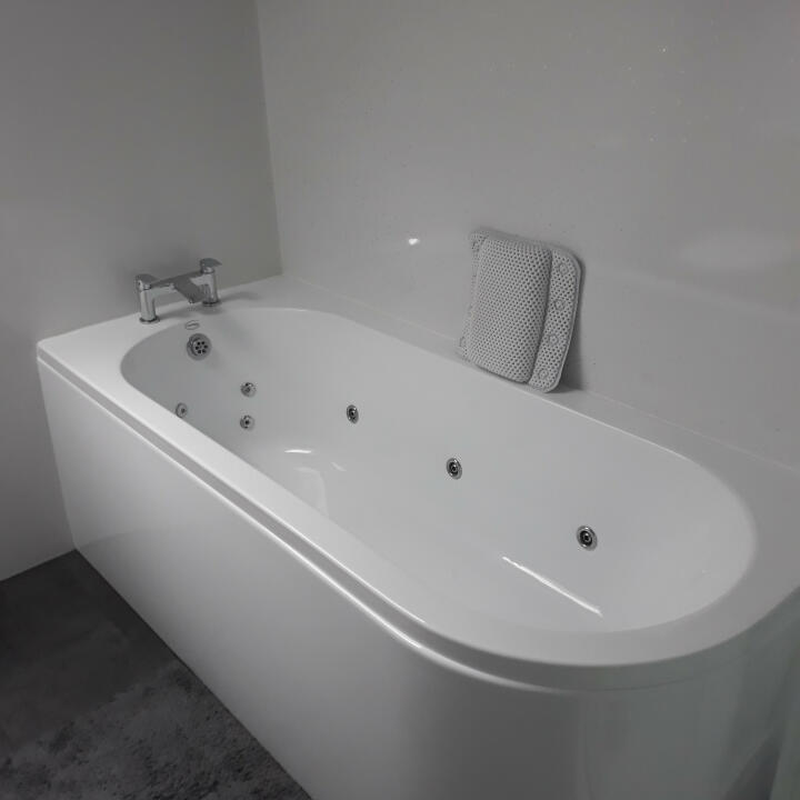 Luna Spas 5 star review on 24th February 2021