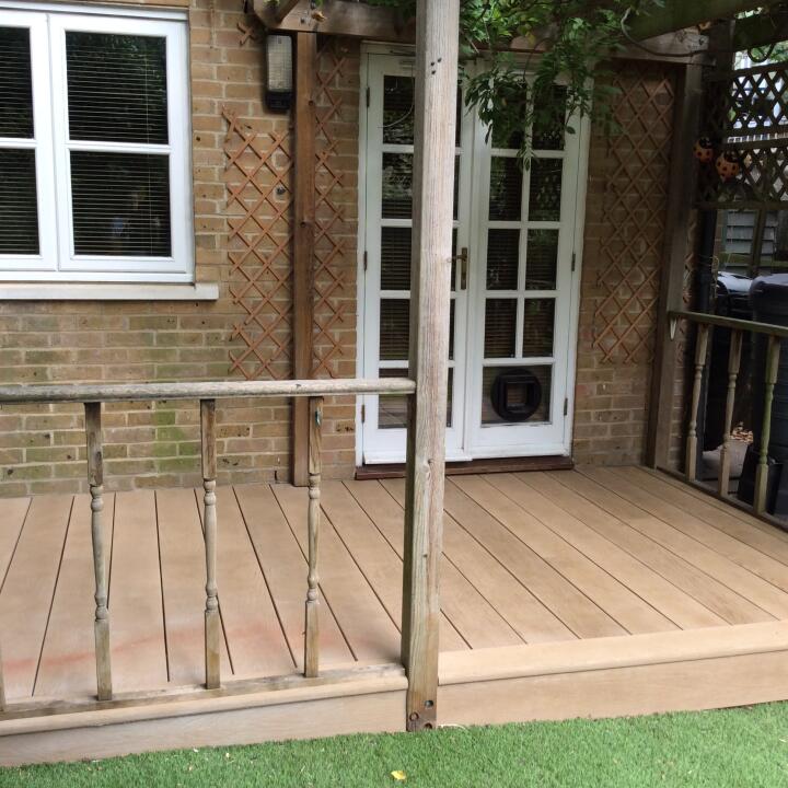 London Decking Company  5 star review on 9th August 2020