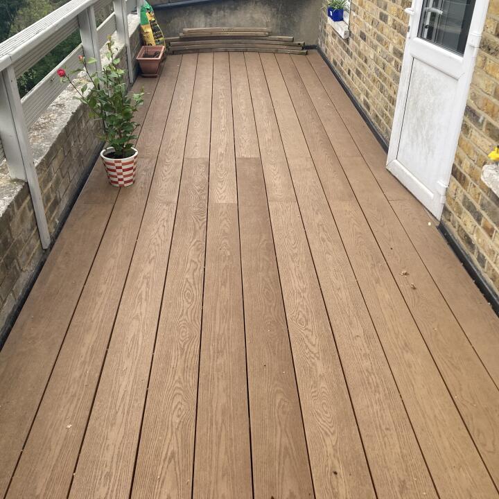 London Decking Company  5 star review on 14th May 2021